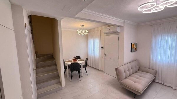 Таунхаус w Torrevieja ID 0152-553689