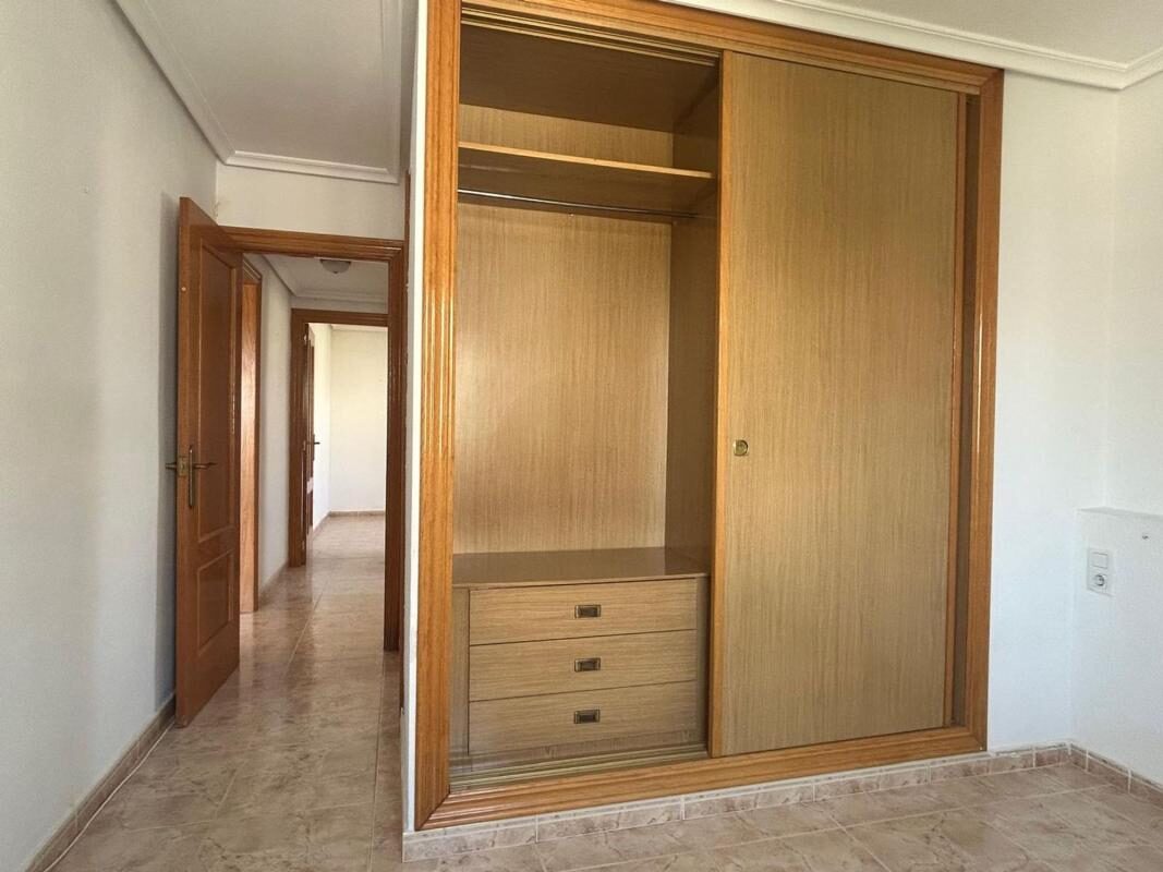 Apartments with 3 bedrooms, 94m² in Alicante, Spain [ID: 0152-553618]