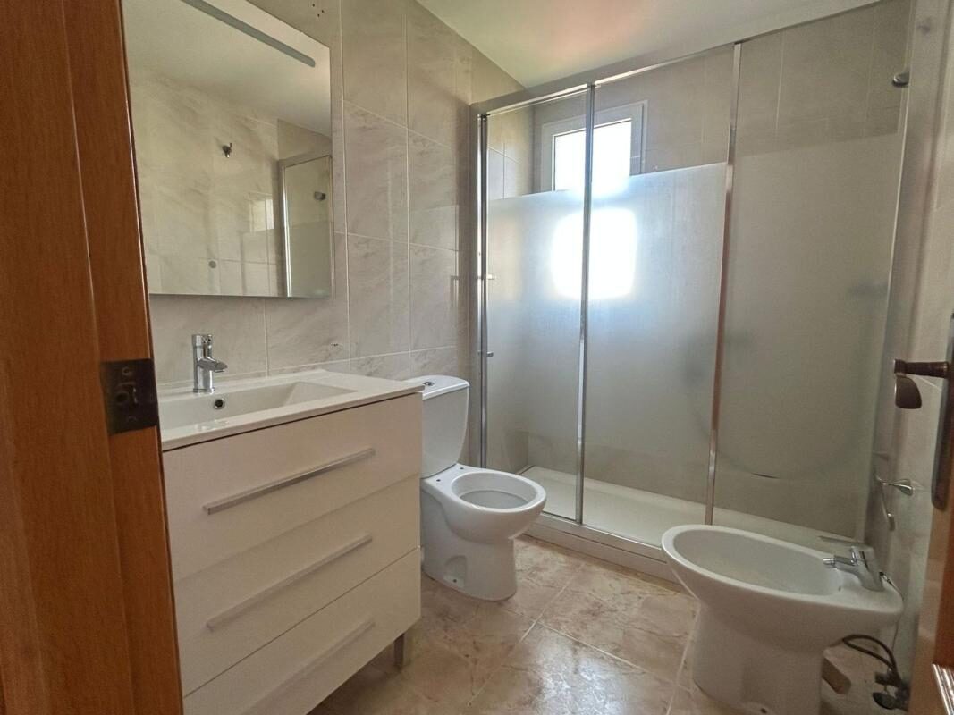 Apartments with 3 bedrooms, 94m² in Alicante, Spain [ID: 0152-553618]