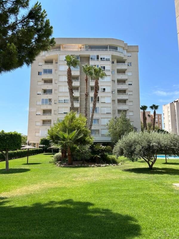 Apartments in Alicante, Spain, 94m² - image 2
