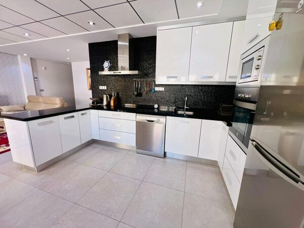 Apartments in Torrevieja, Spain, 111m² - image 4