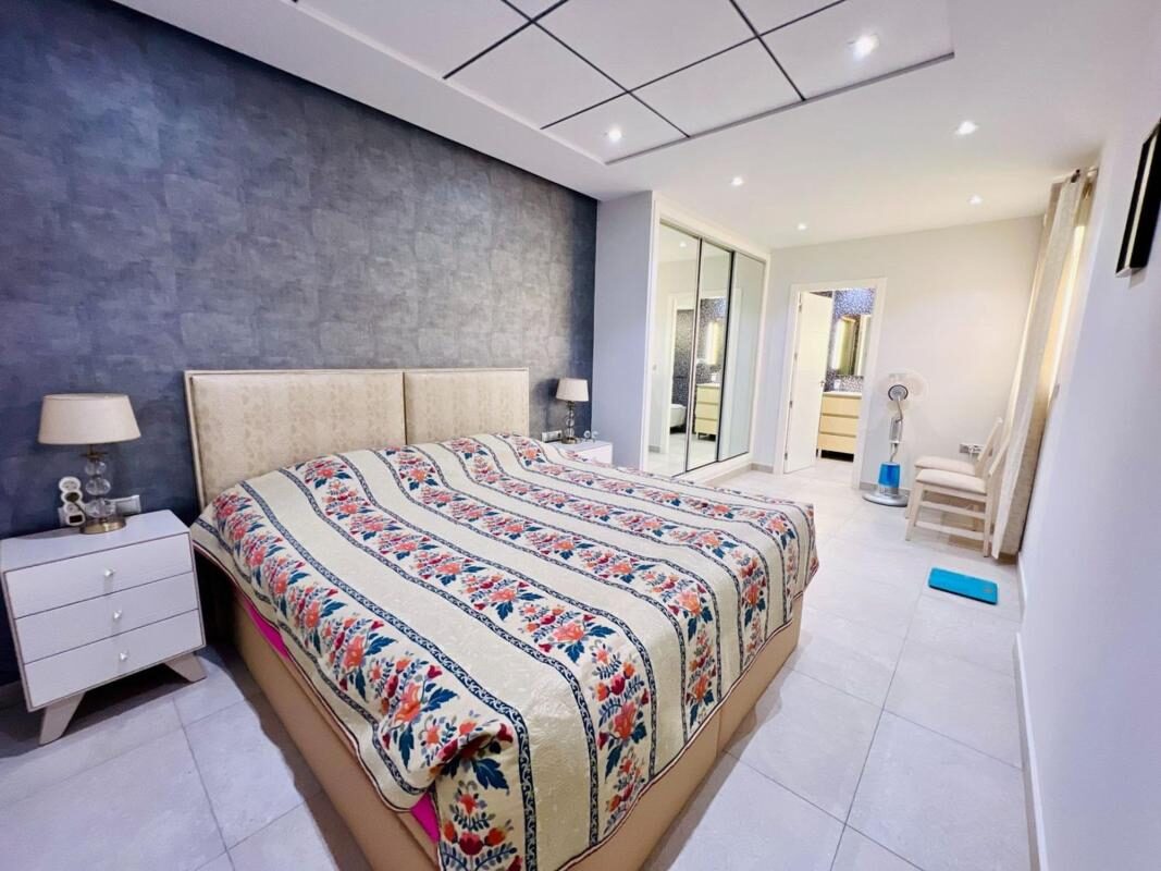 Apartments with 3 bedrooms, 111m² in Torrevieja, Spain [ID: 0152-552399]