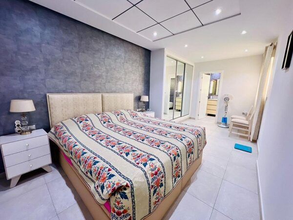 Apartments in Torrevieja, Spain, 111m² - image 6