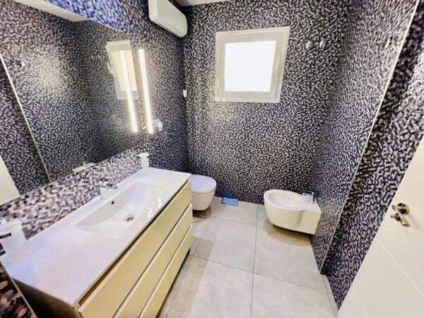 Apartments in Torrevieja, Spain, 111m² - image 22
