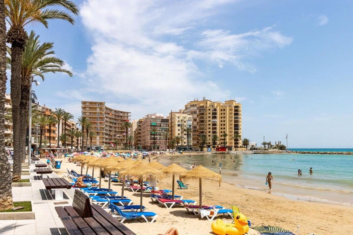 Apartments with 3 bedrooms, 111m² in Torrevieja, Spain [ID: 0152-552399]