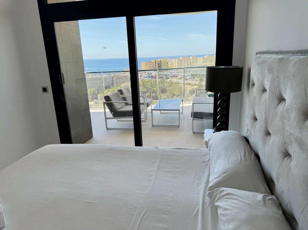 Apartamenty z 3 sypialniami, 160m² w Benidorm, Hiszpania [ID: 0152-551530]