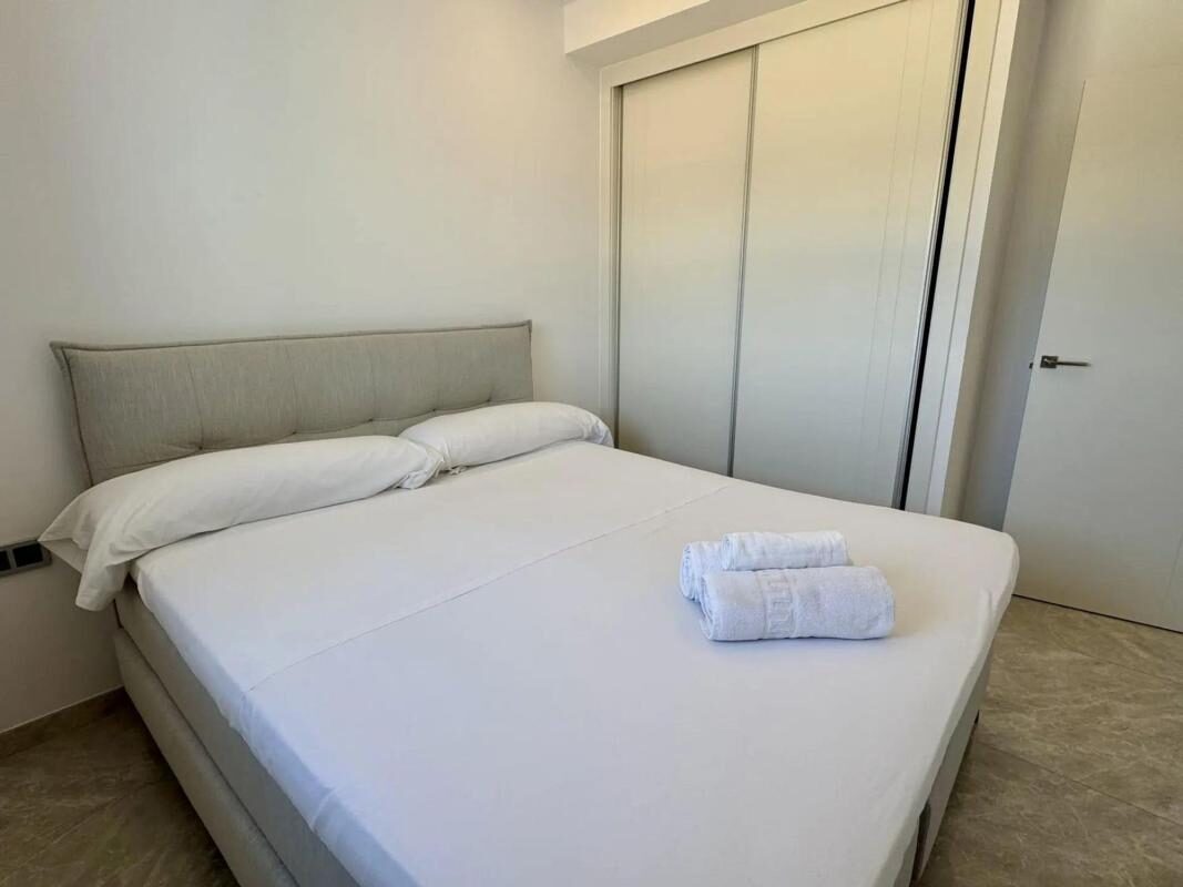 Apartamenty z 3 sypialniami, 160m² w Benidorm, Hiszpania [ID: 0152-551530]