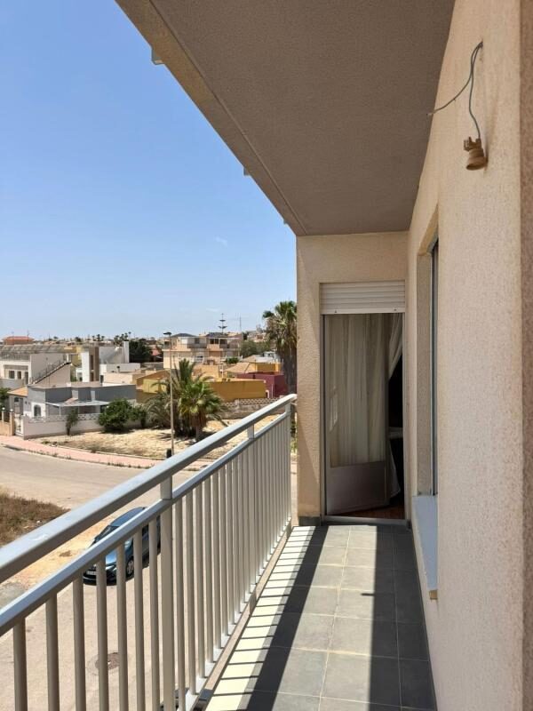 Apartamenty z 3 sypialniami, 80m² w Torrevieja, Hiszpania [ID: 0152-550822]