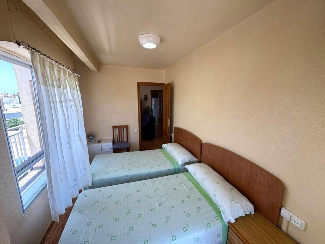 Apartamenty z 3 sypialniami, 80m² w Torrevieja, Hiszpania [ID: 0152-550822]