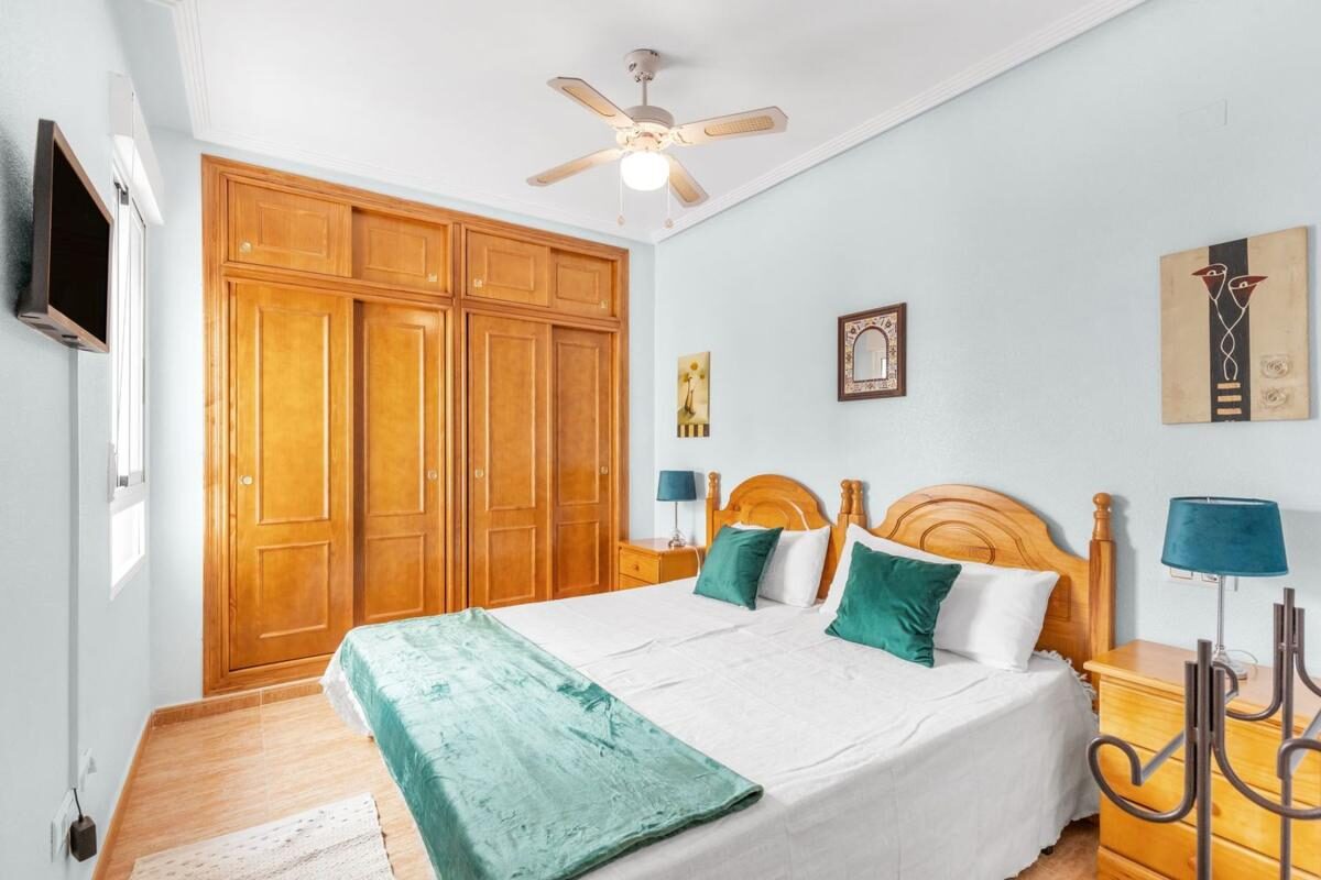 Апартаменты с 2 спальнями, 70м² в Ориуэла, Испания [ID: 0152-540989]