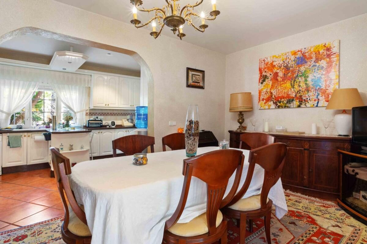 Вилла с 3 спальнями, 340м² в Ориуэла, Испания [ID: 0152-539745]
