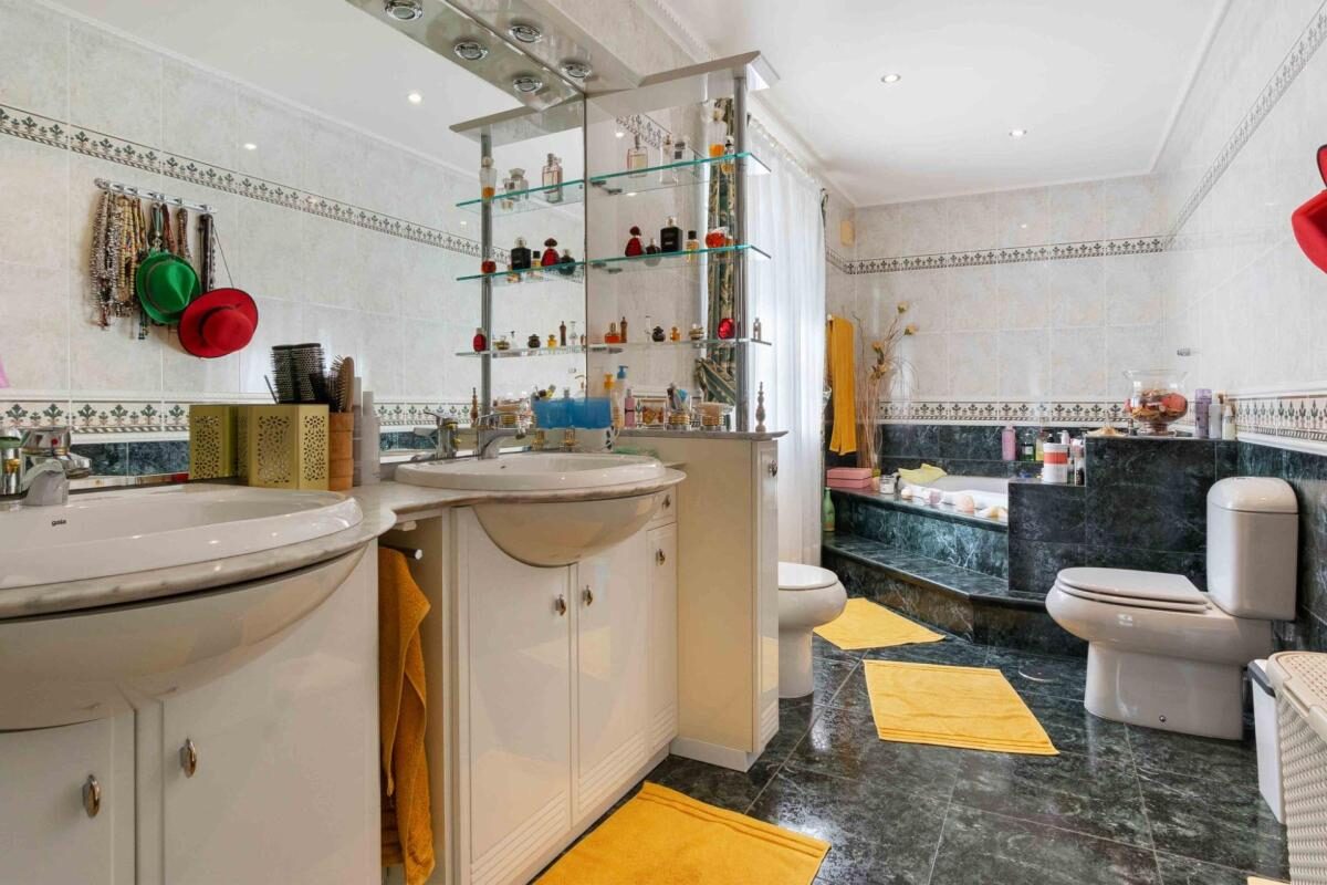 Вилла с 3 спальнями, 340м² в Ориуэла, Испания [ID: 0152-539745]