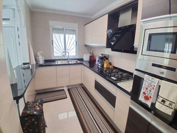 Вилла в Рохалес, Испания, 187м² - изображение 8