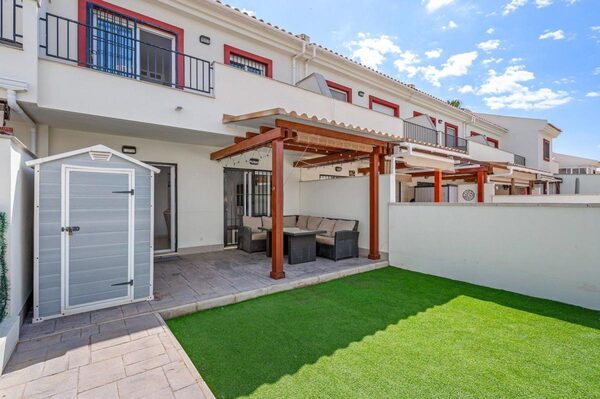 Таунхаус в Рохалес, Испания, 115м² - изображение 5