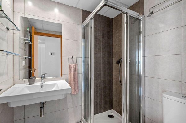 Таунхаус в Рохалес, Испания, 115м² - изображение 24