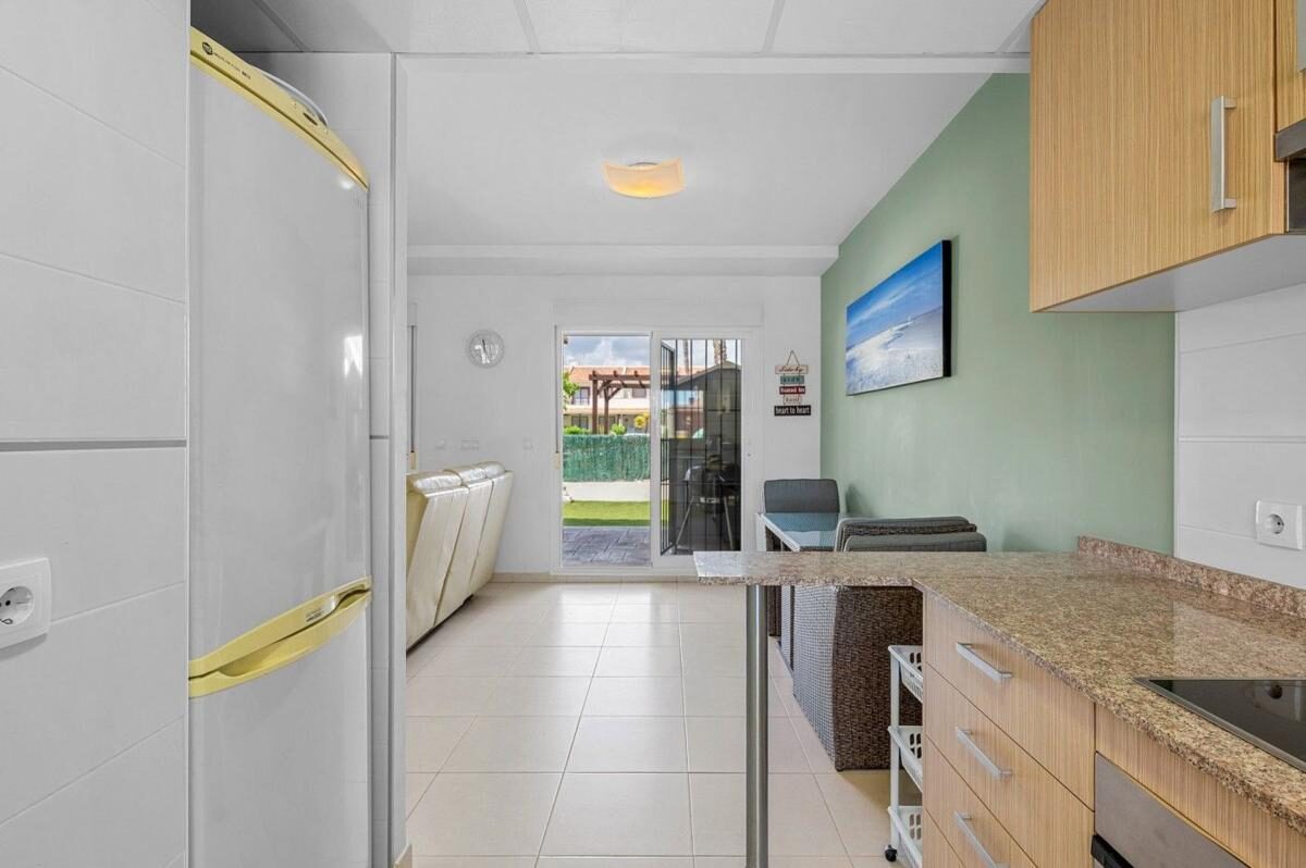 Таунхаус с 3 спальнями, 115м² в Рохалес, Испания [ID: 0152-538465]