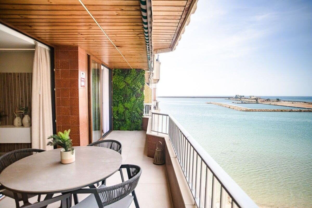 Apartamenty z 3 sypialniami, 110m² w Torrevieja, Hiszpania [ID: 0152-537097]