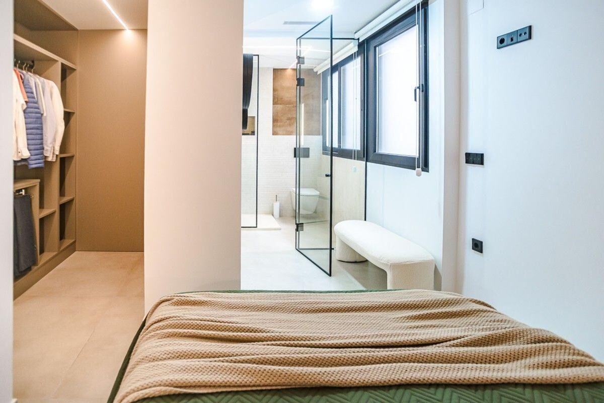 Apartamenty z 3 sypialniami, 110m² w Torrevieja, Hiszpania [ID: 0152-537097]