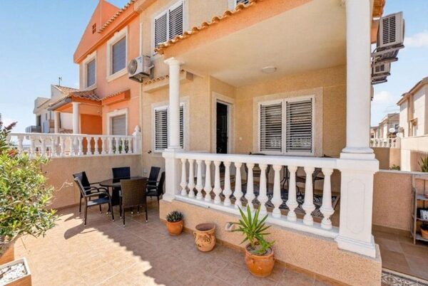 Таунхаус в Торревьеха, Испания, 104м² - изображение 3