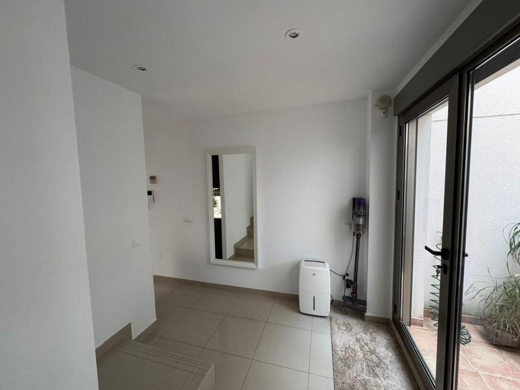 Dom szeregowy z 3 sypialniami, 127m² w Torrevieja, Hiszpania [ID: 0152-534250]
