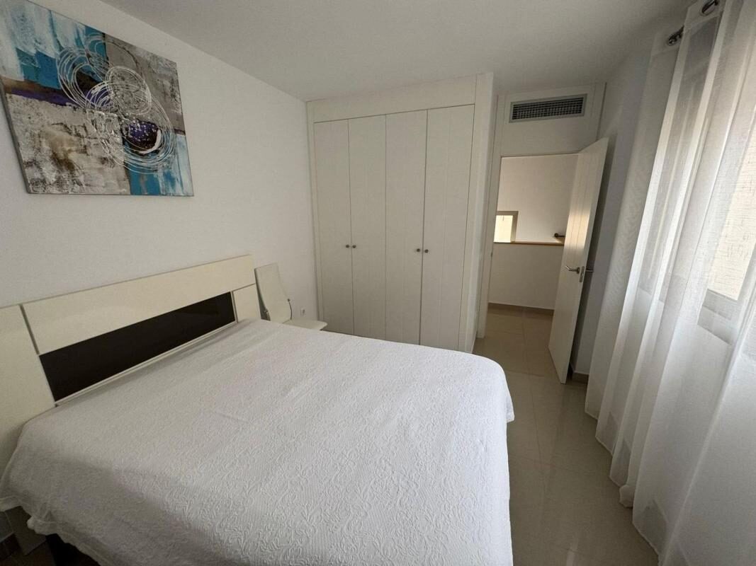 Dom szeregowy z 3 sypialniami, 127m² w Torrevieja, Hiszpania [ID: 0152-534250]