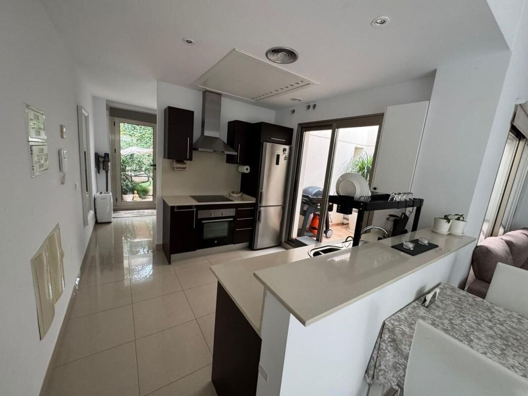 Dom szeregowy z 3 sypialniami, 127m² w Torrevieja, Hiszpania [ID: 0152-534250]