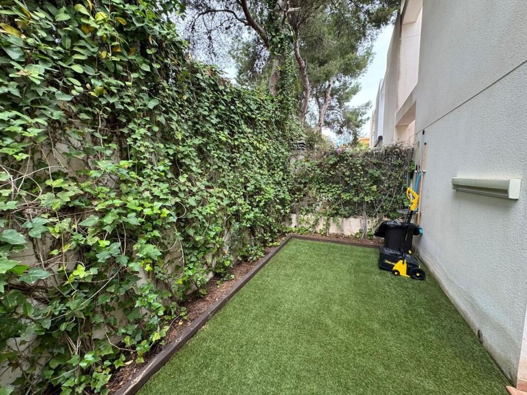 Dom szeregowy z 3 sypialniami, 127m² w Torrevieja, Hiszpania [ID: 0152-534250]