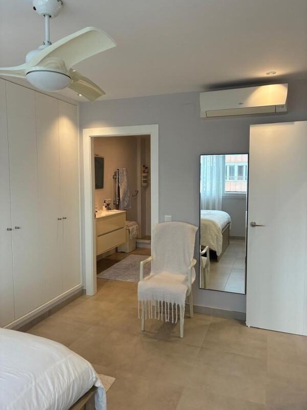Apartamenty z 2 sypialniami, 100m² w Torrevieja, Hiszpania [ID: 0152-533843]