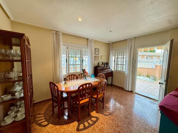 Таунхаус в Торревьеха, Испания, 101м² - изображение 27