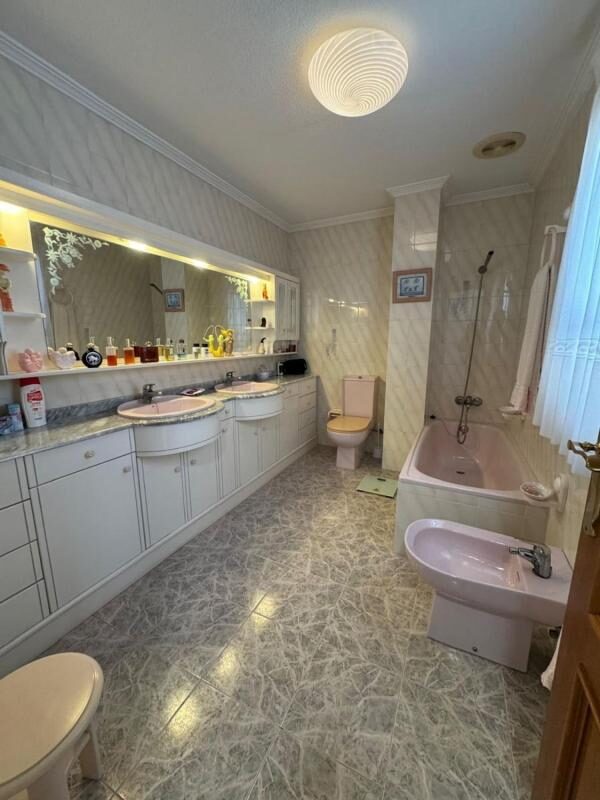 Апартаменти в Торрев'єха, Іспанія, 234м² - зображення 15