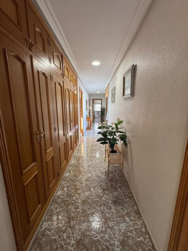 Apartamenty z 4 sypialniami, 234m² w Torrevieja, Hiszpania [ID: 0152-532090]