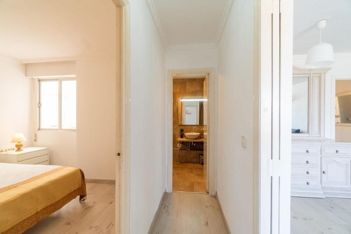 Apartments with 2 bedrooms, 73m² in Torrevieja, Spain [ID: 0152-531187]