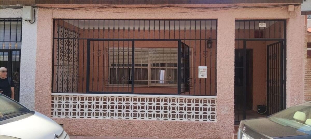 Таунхаус з 3 спальнями, 115м² в Торрев'єха, Іспанія [ID: 0152-531054]