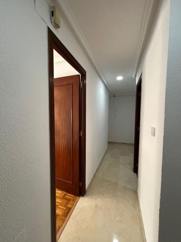 Апартаменти в Торрев'єха, Іспанія, 96м² - зображення 12