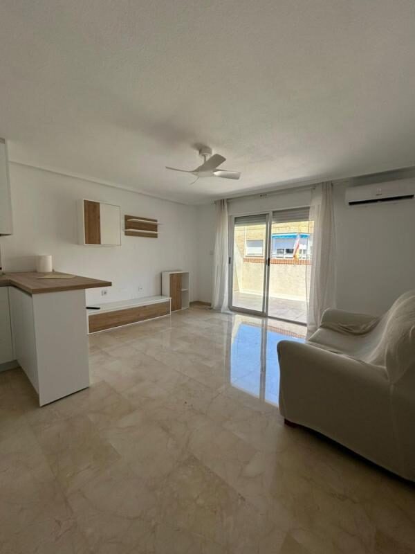 Апартаменти з 3 спальнями, 96м² в Торрев'єха, Іспанія [ID: 0152-530338]