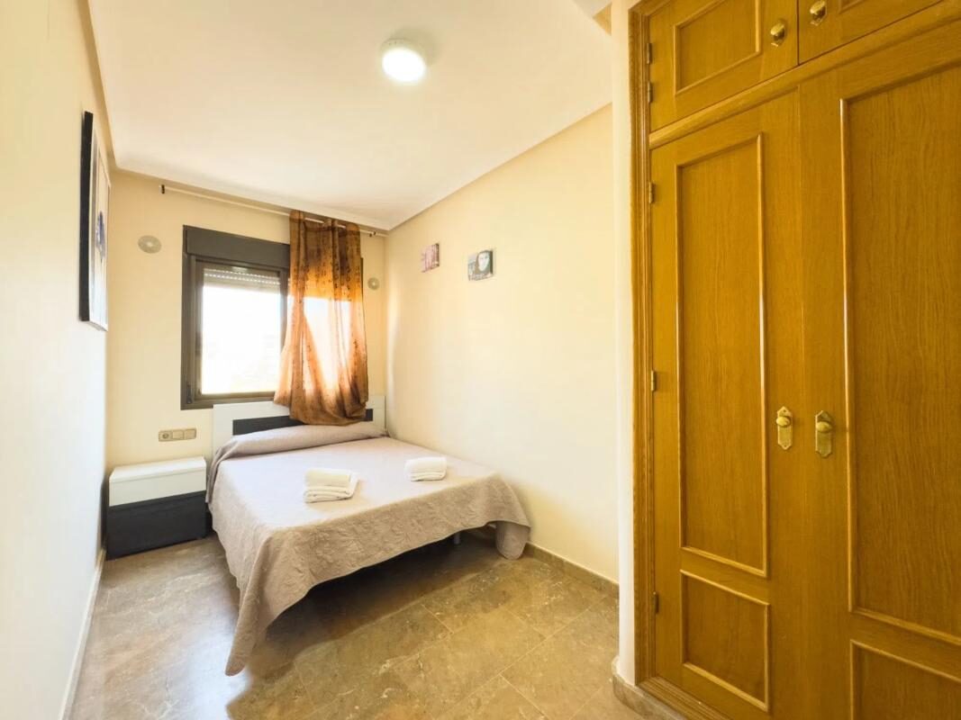 Apartamenty z 4 sypialniami, 130m² w Torrevieja, Hiszpania [ID: 0152-529374]