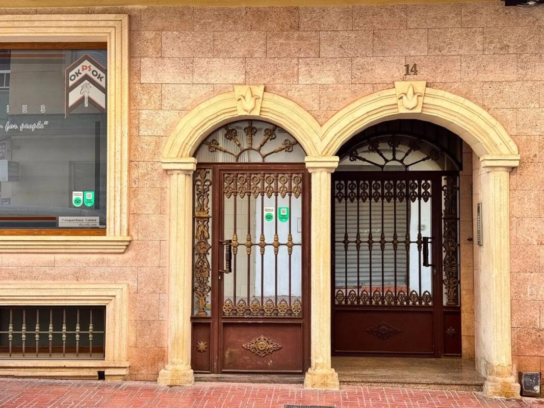Apartamenty z 4 sypialniami, 130m² w Torrevieja, Hiszpania [ID: 0152-529374]