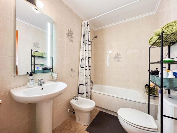 Апартаменты в Торревьеха, Испания, 46м² - изображение 15