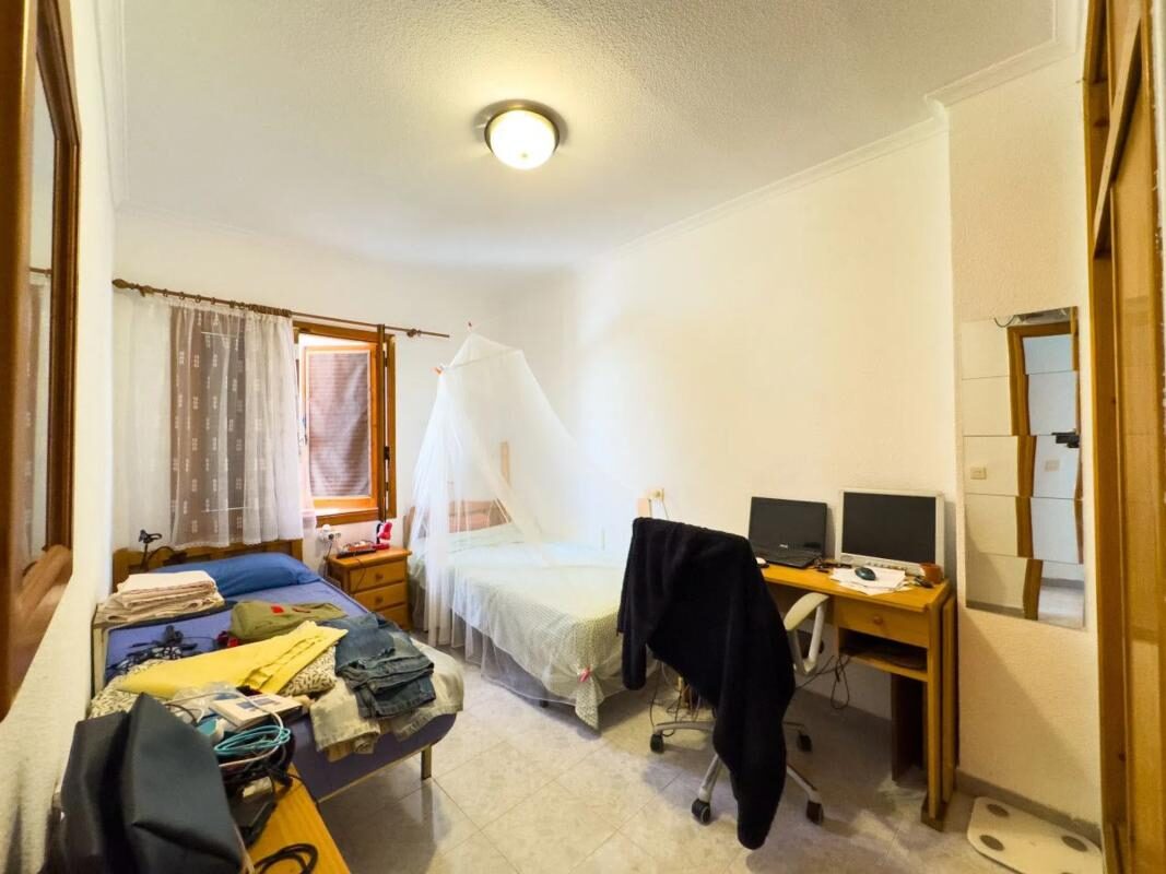 Apartments with 2 bedrooms, 88m² in Torrevieja, Spain [ID: 0152-529372]
