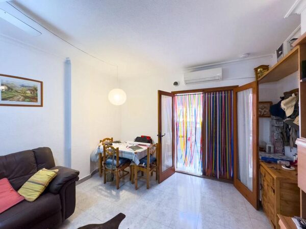 Apartments in Torrevieja, Spain, 88m² - image 3