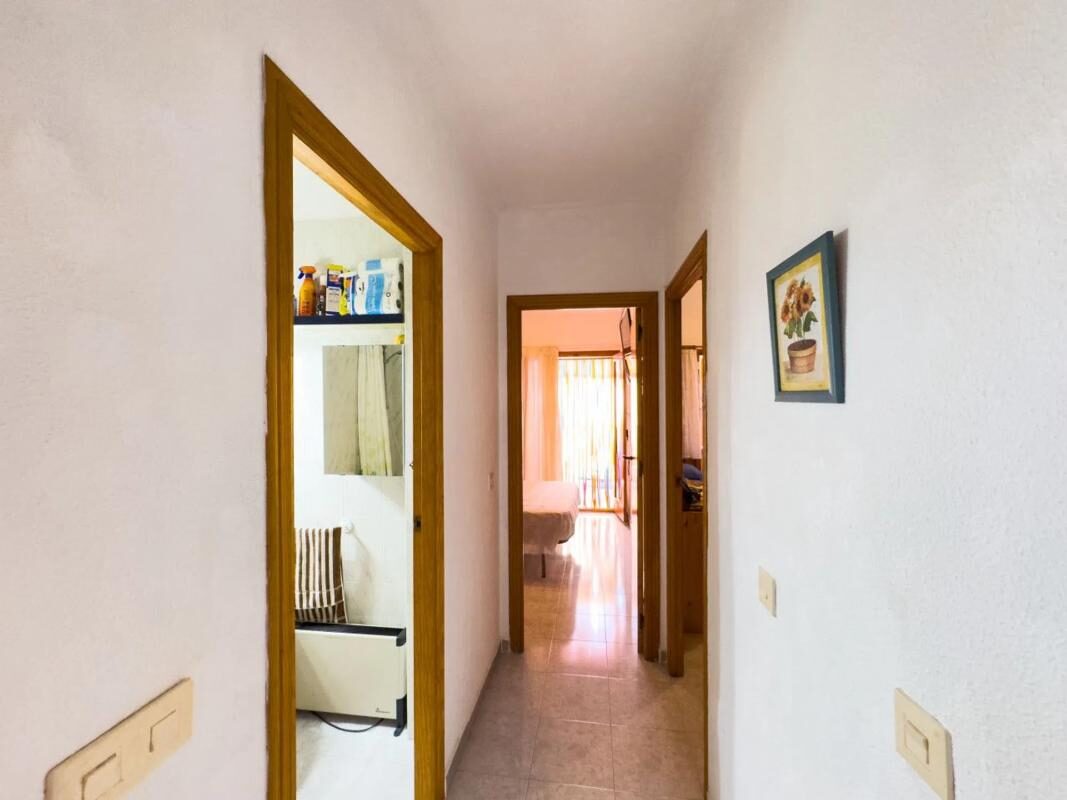 Apartments with 2 bedrooms, 88m² in Torrevieja, Spain [ID: 0152-529372]