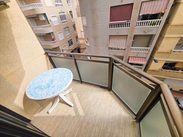 Apartments in Torrevieja, Spain, 76m² - image 4