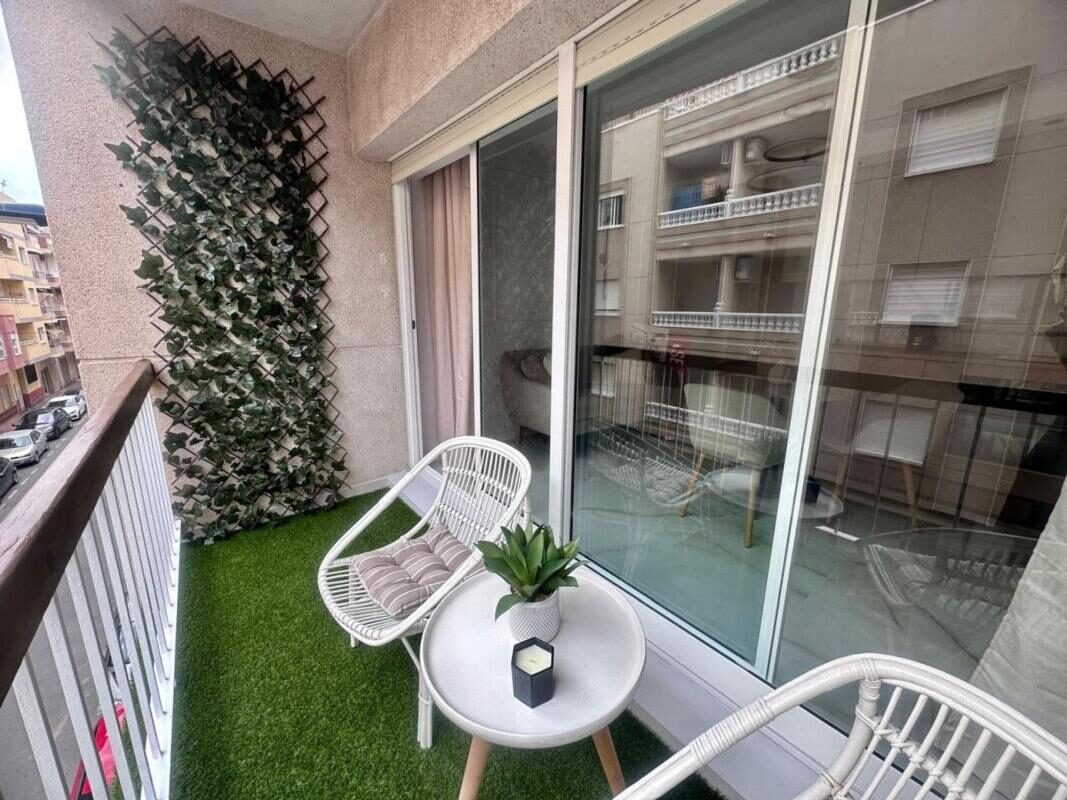 Апартаменти з 1 спальнею, 51м² в Торрев'єха, Іспанія [ID: 0152-529365]