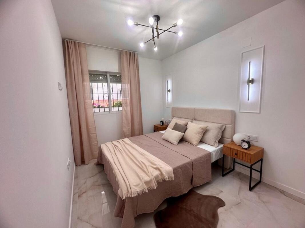 Апартаменти з 1 спальнею, 51м² в Торрев'єха, Іспанія [ID: 0152-529365]
