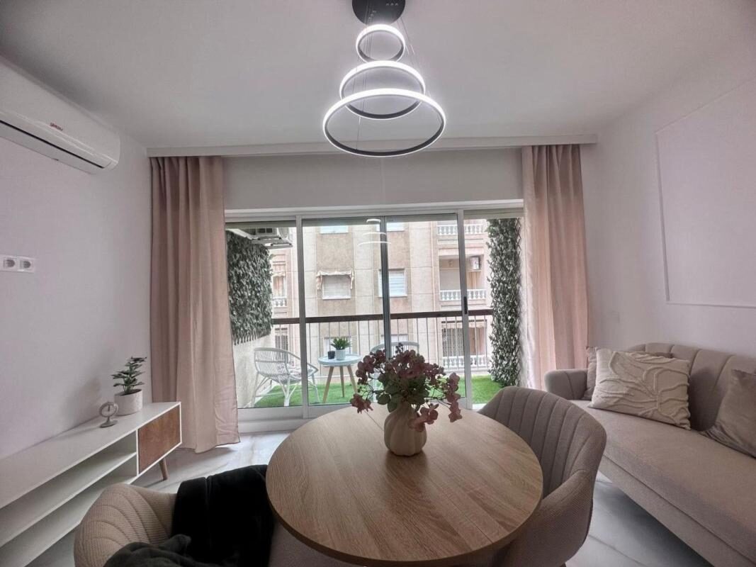 Апартаменти з 1 спальнею, 51м² в Торрев'єха, Іспанія [ID: 0152-529365]