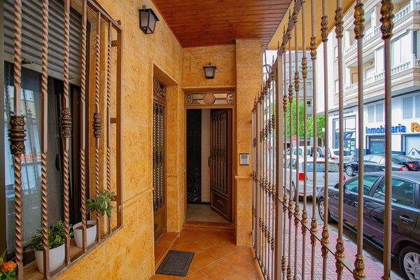 Апартаменти в Торрев'єха, Іспанія, 97м² - зображення 3