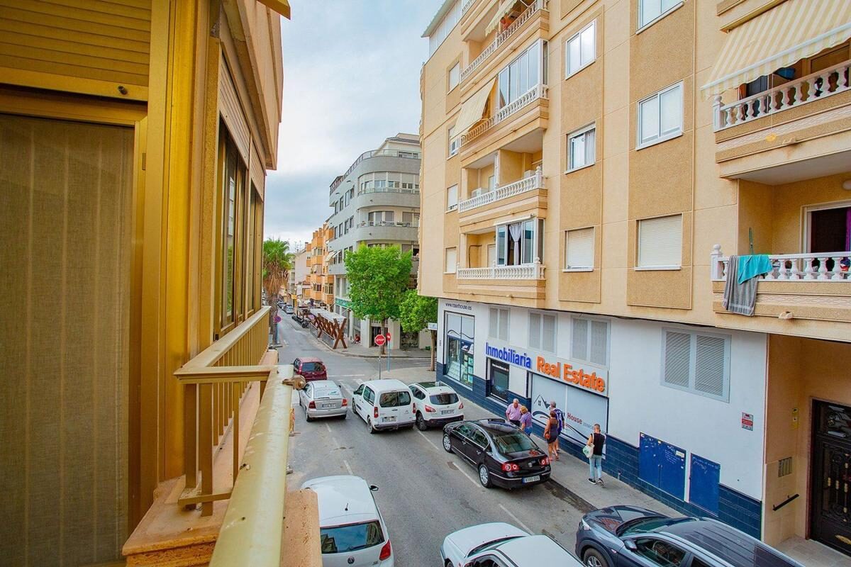 Apartamenty z 4 sypialniami, 97m² w Torrevieja, Hiszpania [ID: 0152-529356]