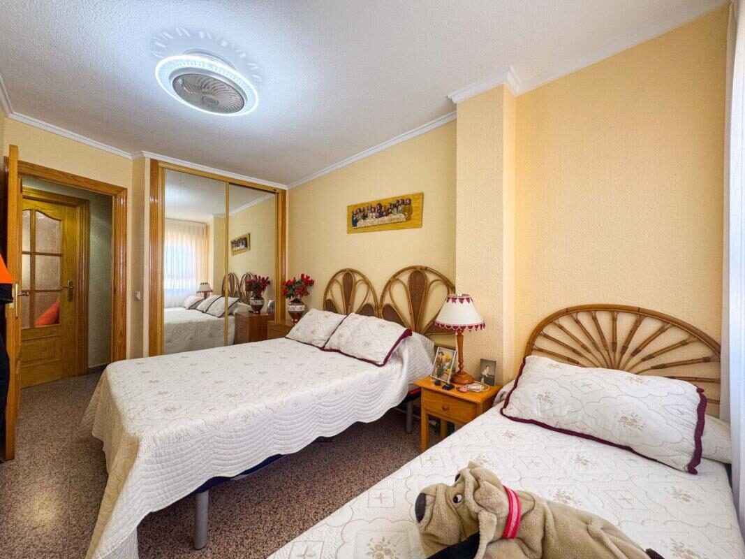 Апартаменти з 3 спальнями, 110м² в Торрев'єха, Іспанія [ID: 0152-529345]