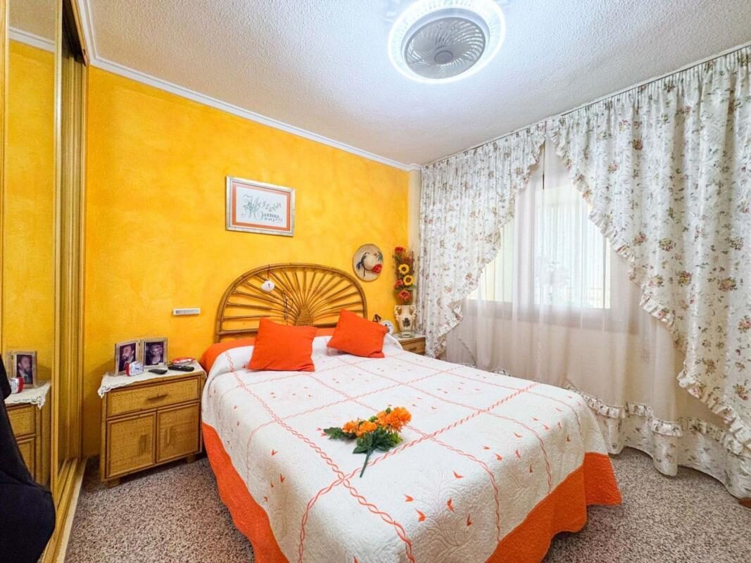 Апартаменти з 3 спальнями, 110м² в Торрев'єха, Іспанія [ID: 0152-529345]