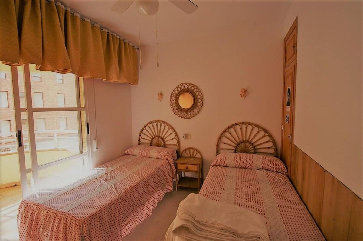 Apartamenty z 3 sypialniami, 80m² w Torrevieja, Hiszpania [ID: 0152-529346]
